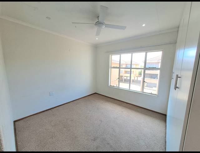 3 BEDROOM FLAT TO LET IN THREE RIVERS PROPER
